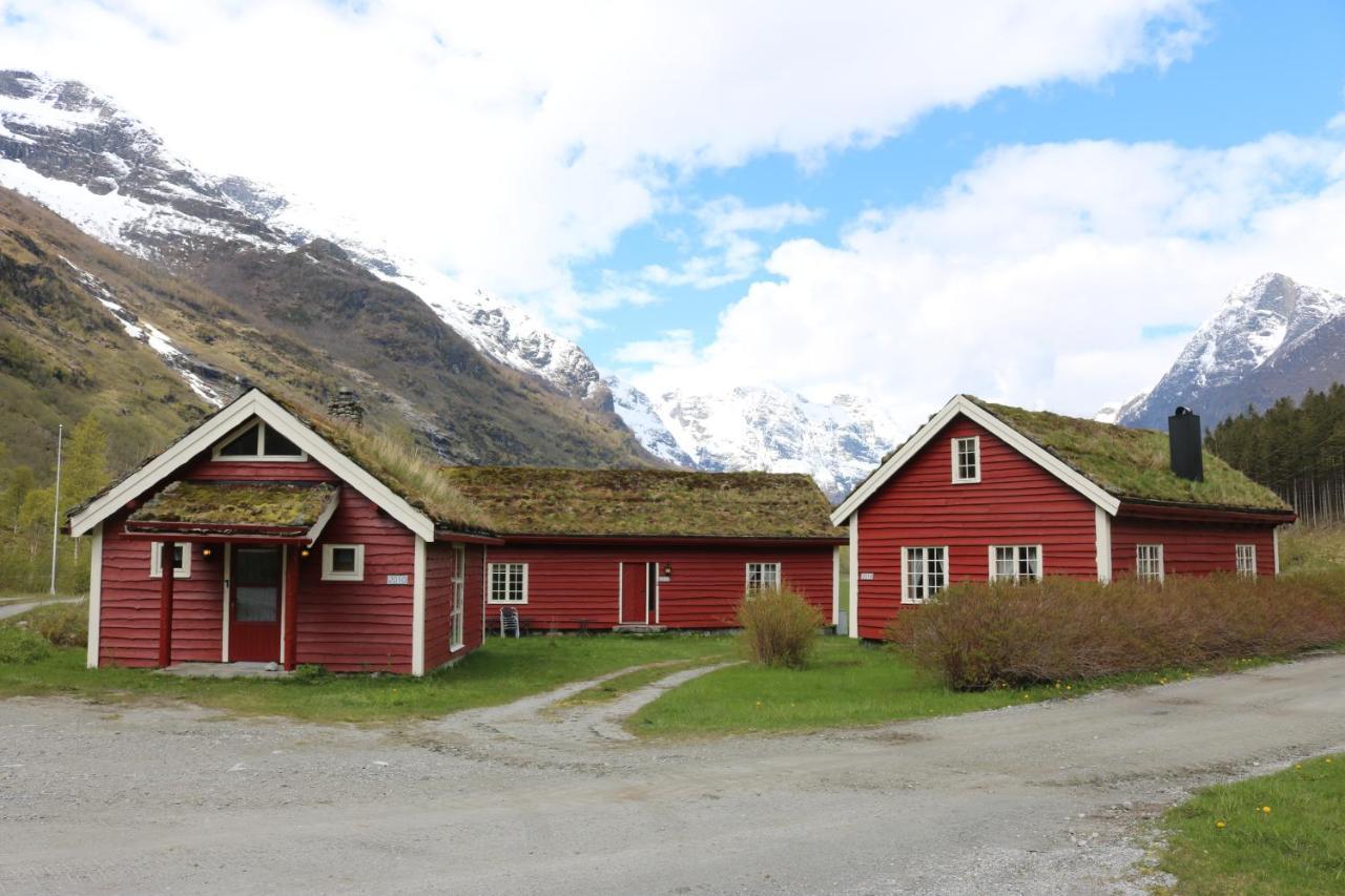 Trollbu Aabrekk Gard Villa Briksdalsbre Exterior photo